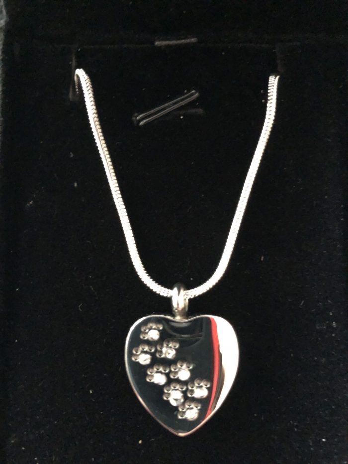 Heart urn pendant